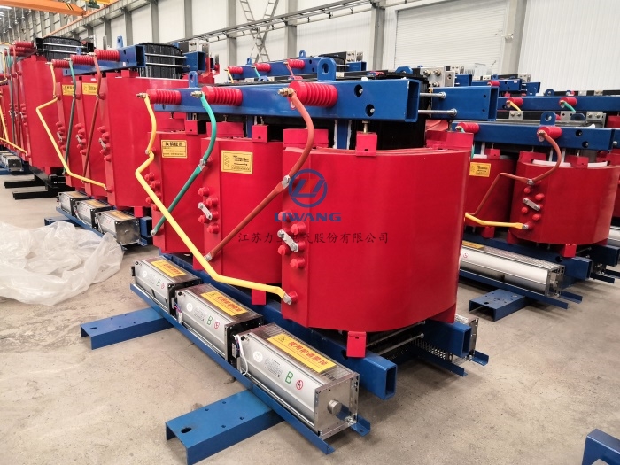 干式變壓器在什么情況下必須停止運(yùn)行